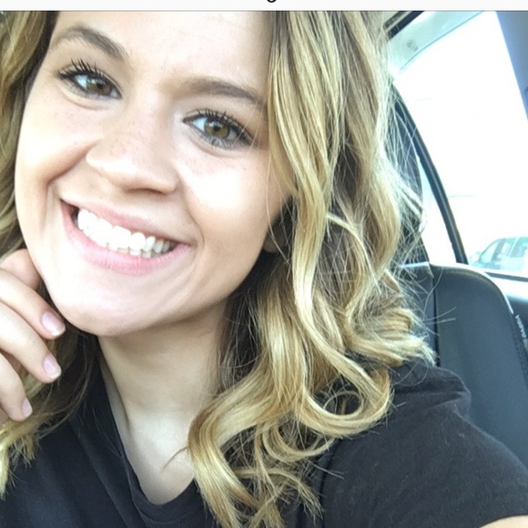 Meet your Posher, Jena - Picture 1 of 1